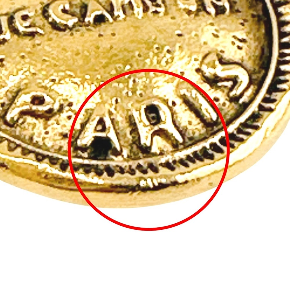 CHANEL Authentic Vintage Gold Earrings - Picture 5 of 11